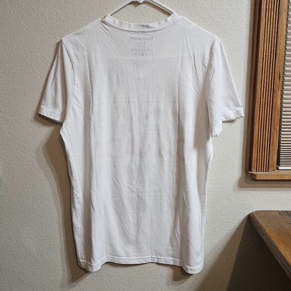 CANADA V-Neck Slim Fit Tee - Picture 2 of 5